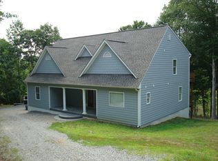 9001 Halls Creek Rd, Hayes, VA 23061