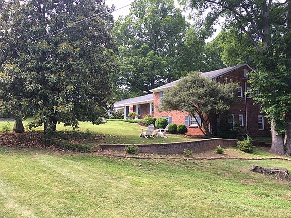 4th image of 767 Bonair Cir