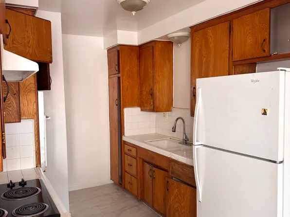 6333 Milton Ave APT 12, Whittier, CA 90601