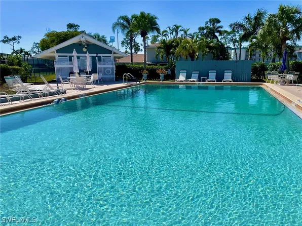 3308 Royal Canadian Trce APT 3, Fort Myers, FL 33907