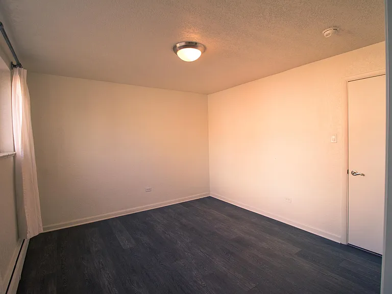 1336 N Logan St #301 — Photo 8
