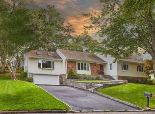 179 Van Etten Blvd, New Rochelle, NY 10804