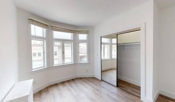3rd image of 2355 Polk St APT 402