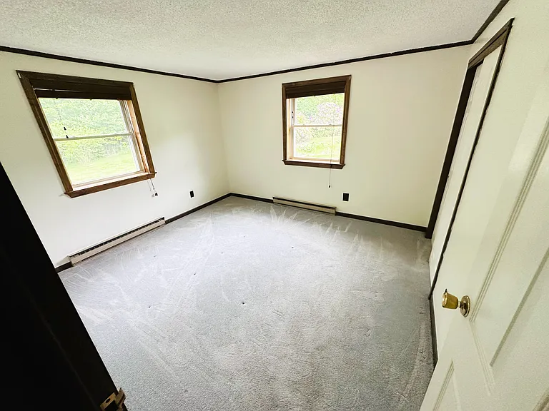 16 J R Dr — Photo 10