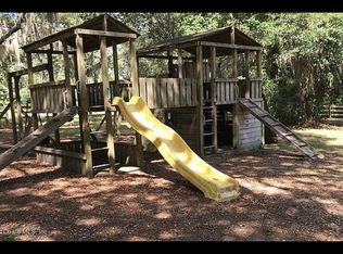 5715 N Crater Lake Cir, Keystone Heights, FL 32656