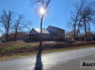 14312 Bowling Alley Rd, Benton, IL 62812