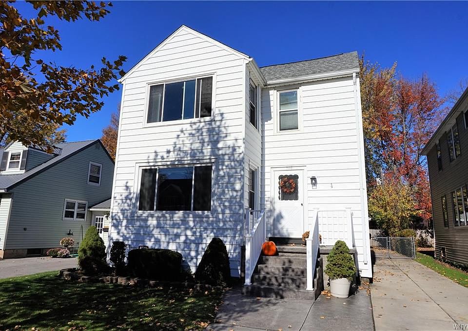 1st image of 318 Stillwell Ave