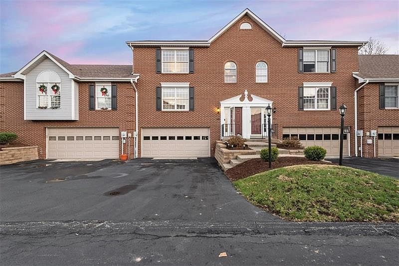 1st image of 102 Apple Blossom Ct