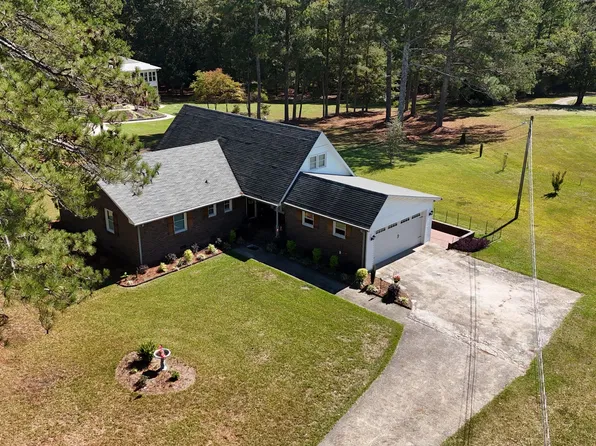 1231 Golf Course Rd, Elberton, GA 30635