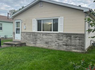 305 W Twain Ave, Urbana, OH 43078