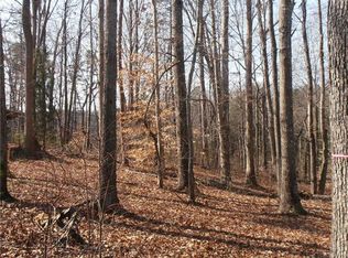 130 Cedar Creek Ln, Kings Mountain, NC 28086