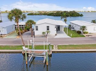 322 Terra Ceia Dr, Palmetto, FL 34221