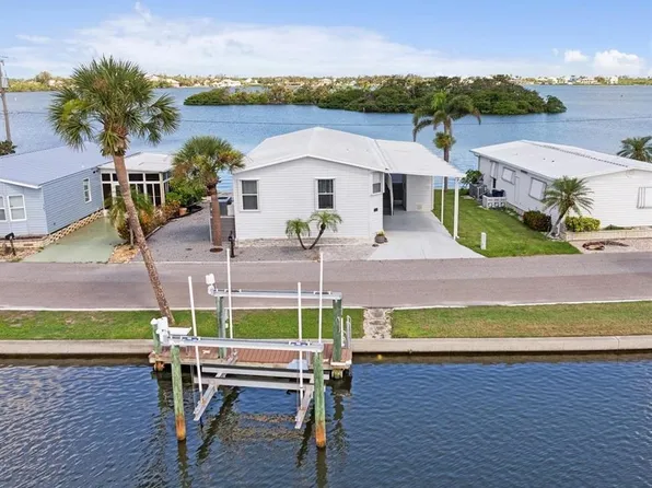 322 Terra Ceia Dr, Palmetto, FL 34221