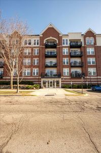 7757 Van Buren St #204, Forest Park, IL, 60130