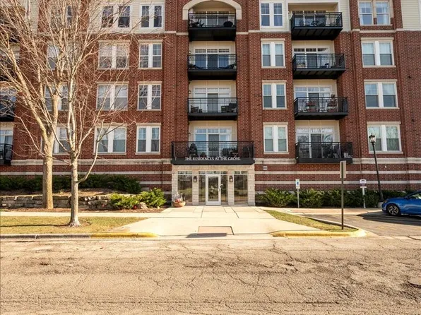 7757 Van Buren St #204, Forest Park, IL 60130