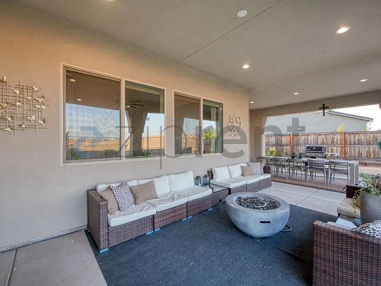4721 Overstone Ave — Photo 31