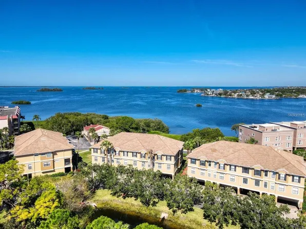 592 Bella Loop, Dunedin, FL 34698