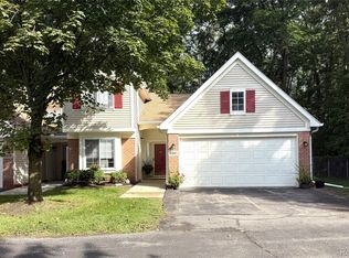 6541 Pembrook Dr, Westland, MI 48185