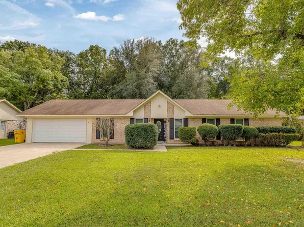 38 Winchester Cir, Monroe, LA 71203