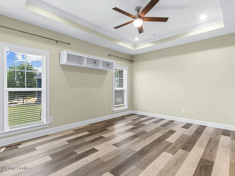 825 Artisan Pkwy — Photo 36