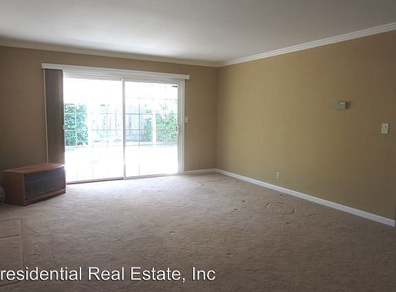 2nd image of 1104 Denver Dr