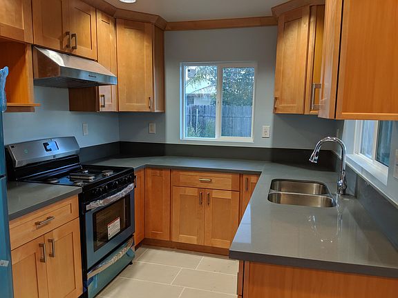 5th image of 9213 Blackley St