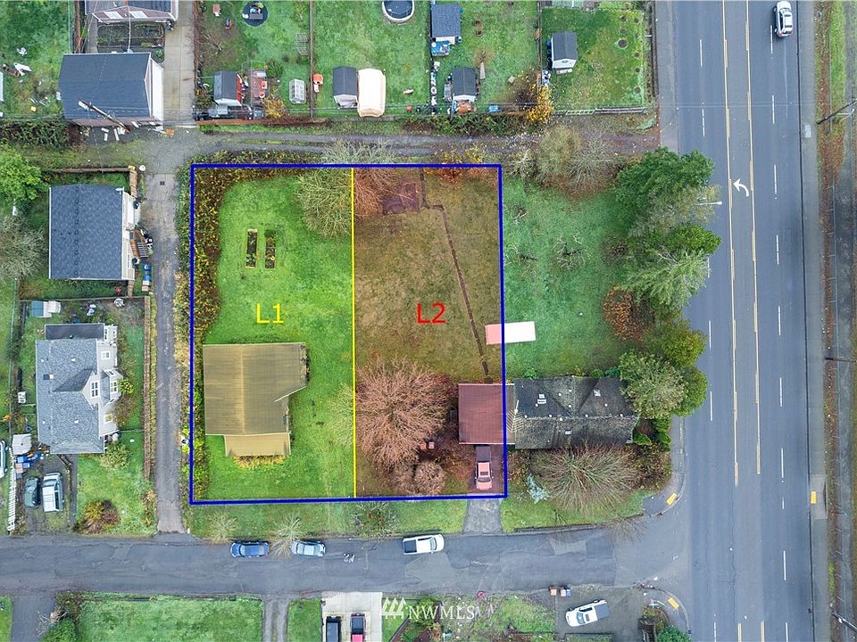 Best ESTIMATE of future lots. Buyer to remove detached garage and car port. 