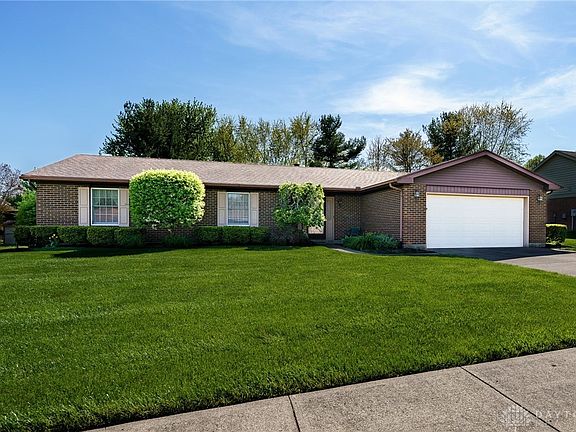 2nd image of 715 Preston Dr
