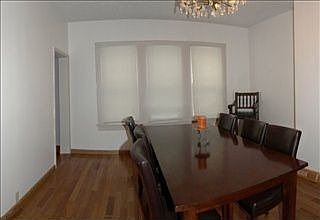 4th image of 320 N 35th Ave