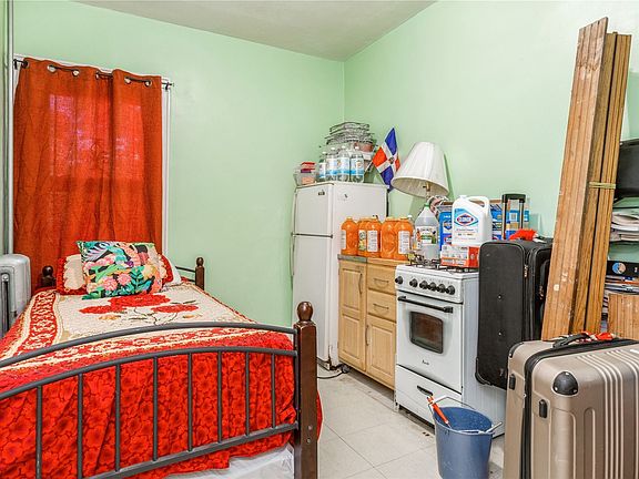 5th image of 5717 Xenia St
