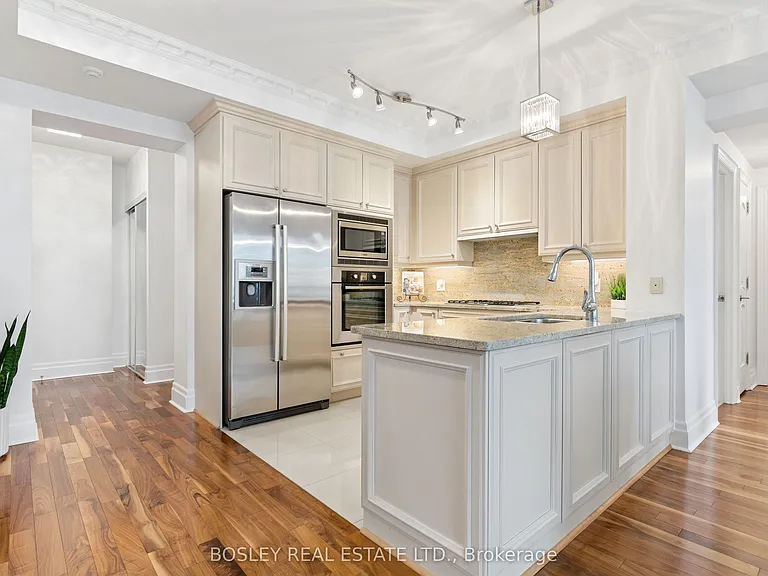 16 Harbour St #4501 — Photo 7