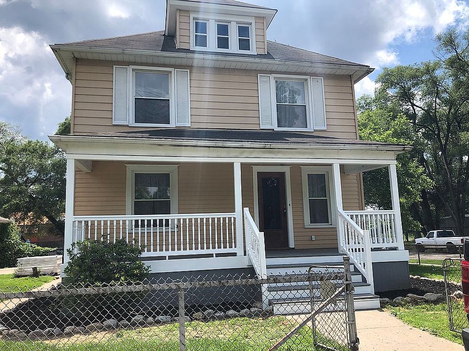 2nd image of 61 Labadie St
