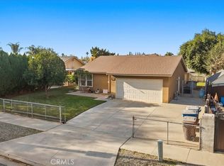 9075 Cabrillo Dr, Riverside, CA 92503