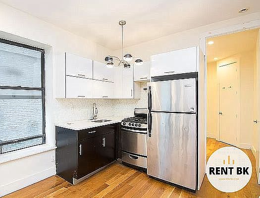 2nd image of 1058 Bergen St #3AB