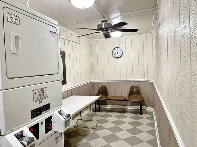 Heather House Apartments — Photo 18