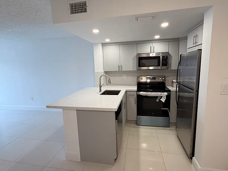 8540 NW 6th Ln #203 — Photo 4