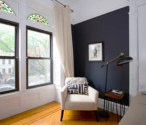 Sold by Compass | media 9