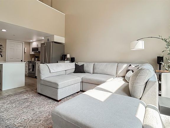 5th image of 2823 Jacklin Rd #403