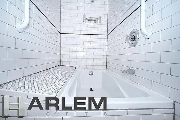Rented by Harlem Lofts | media 44