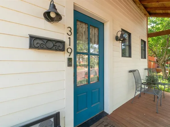 319 S 1st St, Guthrie, OK 73044