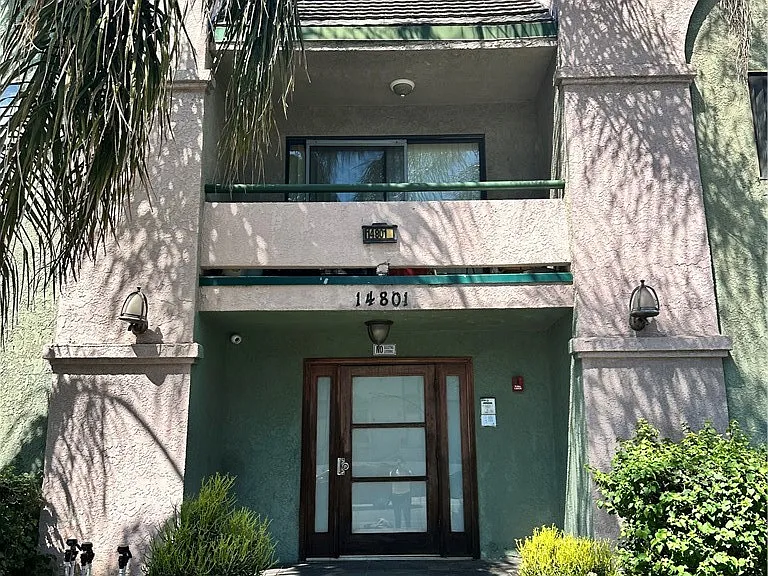 14801 Nordhoff St #14801 — Photo 23