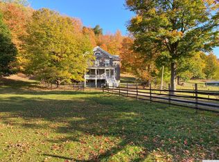 33 Thomas St, Chatham, NY 12037