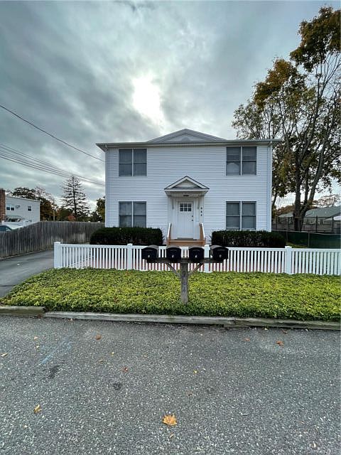 1st image of 944 Union St #B