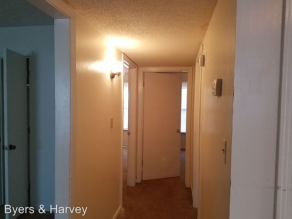 2nd image of 147 Darlene Dr APT A