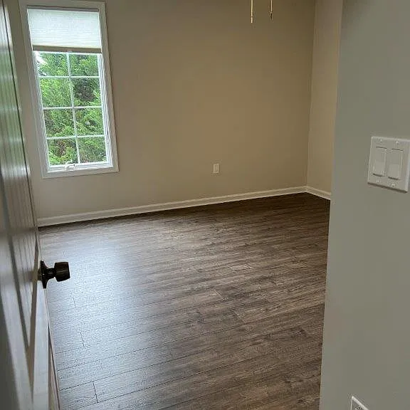 541 S Church St — Photo 18