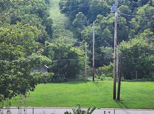 435 Rollins Rd, Marshall, NC 28753