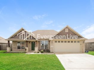 1111 Division St, Prairie Grove, AR 72753