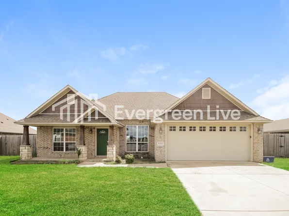 1111 Division St, Prairie Grove, AR 72753