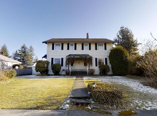 1737 Franklin St, Enumclaw, WA 98022