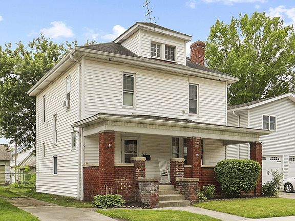 4th image of 129 Fairfield Ave